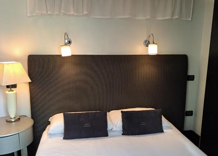 Otel Giuggioli 3*