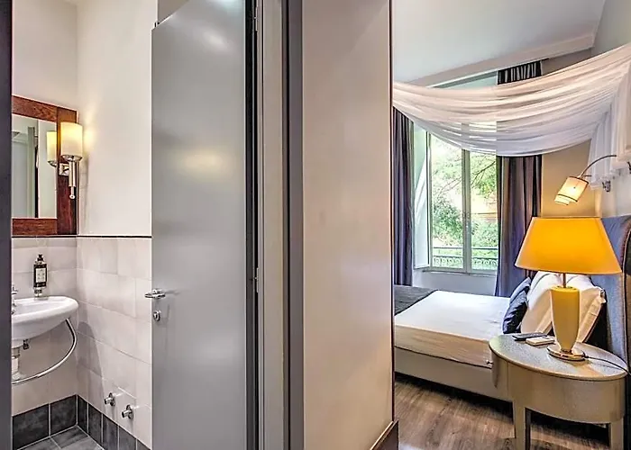 Giuggioli 3* Roma