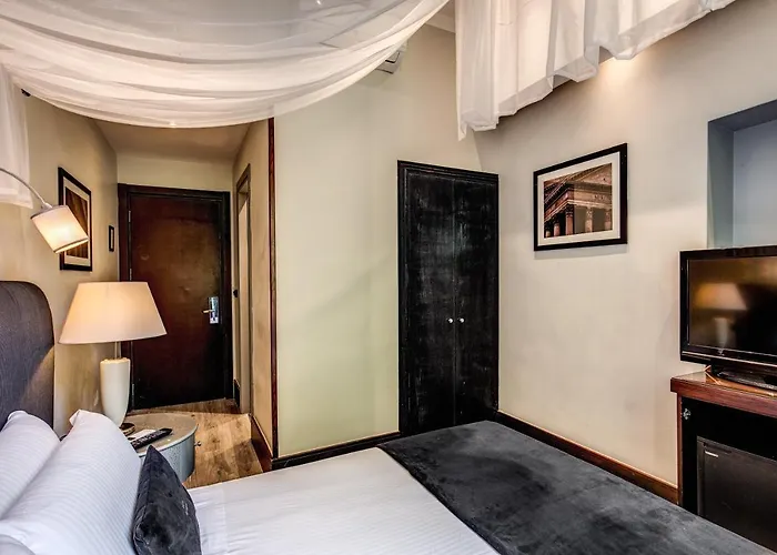 Otel Giuggioli 3*